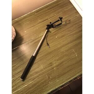 Unbranded NWOT Black and Silver Selfie Stick